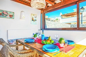 Dining - Villa Silvana - Two Bedroom Villa, Sleeps 4 (Playa Blanca)