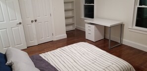 3 bedrooms, iron/ironing board, travel cot, free WiFi