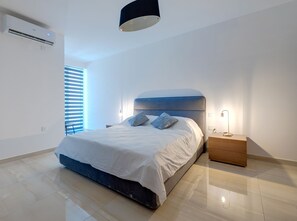 2 Schlafzimmer, Bügeleisen/Bügelbrett, kostenloses Internet