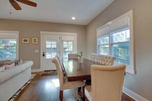 House, Multiple Beds, Balcony | Private kitchen