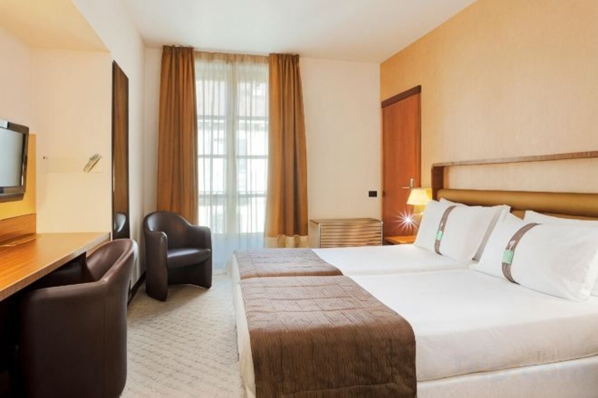 2 Single Beds-Non Smoking