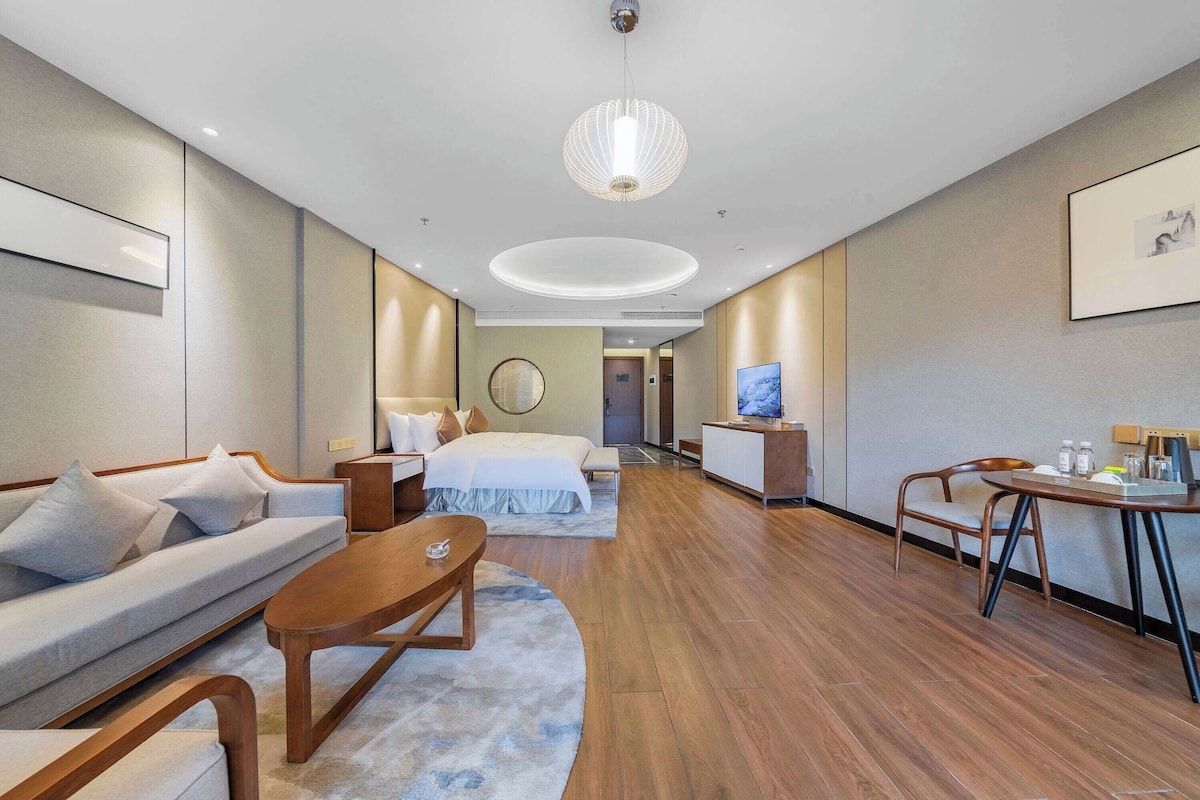 Chambre, 1 très grand lit, non-fumeur