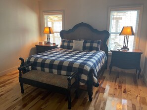 6 bedrooms, iron/ironing board, free WiFi, bed sheets