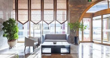 Fengze Business Hotel