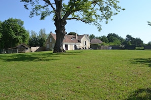 Exterior - La Tuillère, Charming house with private pool. (Mauzens-et-Miremont)