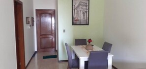 Dining - Apartment in Canto do Forte, beachfront (PRAIA GRANDE)