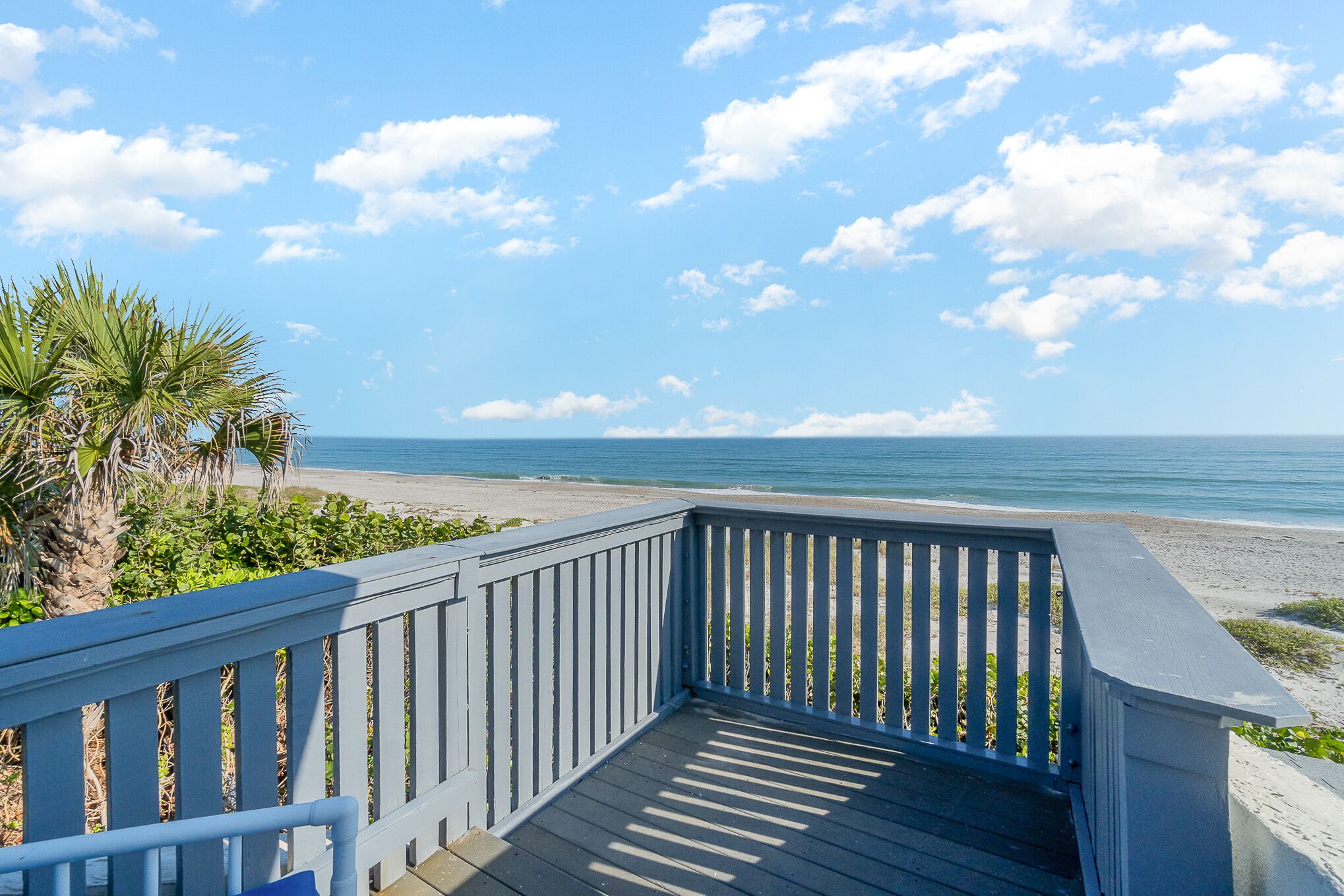 Upstairs bedroom porch