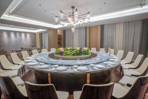 Restaurant - Zhongyi Hotel (Zhong County)