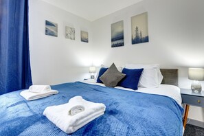 5 bedrooms, iron/ironing board, free WiFi