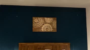 2 Schlafzimmer, Schreibtisch, BĂŒgeleisen/BĂŒgelbrett, kostenloses WLAN