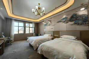 Room - Haiyue Hotel (Qinggil)