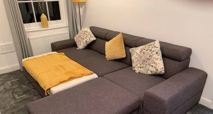 A beautiful apartment set in a quiet location right in the heart of Chester