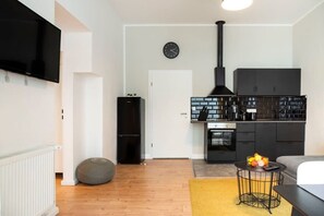 TV, offices - Kudamm plus AC plus SelfCheckIn (Berlin)