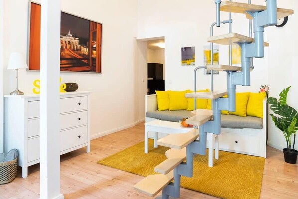 Children’s area - Geräumiges Studio im Loft-Stil Online Check-In (Berlin)