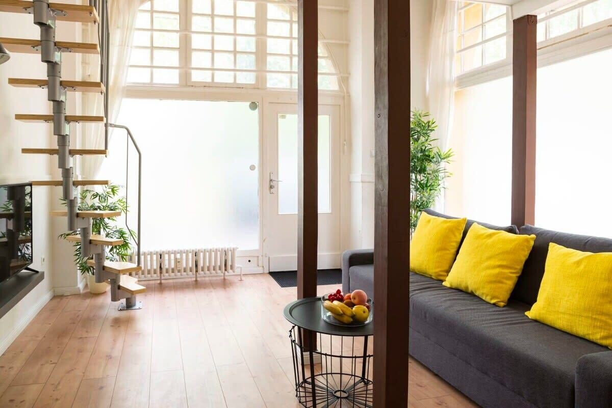 テレビ、書斎 / ワークスペース