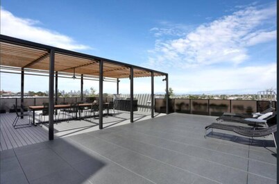 New Spacious 2 Bedroom With Gorgeous City Views