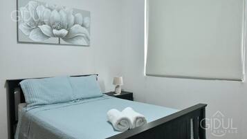3 bedrooms, iron/ironing board, WiFi