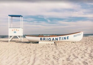 Beach - A ZONE  Short Getaway with Pet (Brigantine)