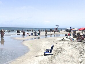 Beach - A ZONE  Short Getaway with Pet (Brigantine)