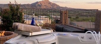 TURTLEBACK OASIS! Mins to Lake, Hot Springs & Golf