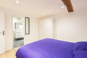 1 bedroom, desk, iron/ironing board, free WiFi