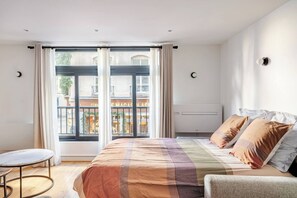 1 bedroom, desk, iron/ironing board, free WiFi - 1. APARTEMENT PARIS CENTRE 60m2 3 beds - 2/6 pers. Air conditioning (Paris)