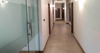 Elite Lodge Guest House