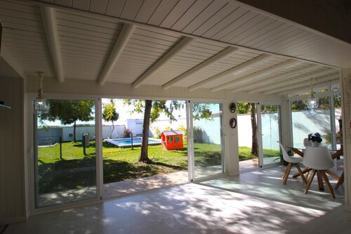 Holiday home in modern country style with private pool, garden, barbecue, WiFi and air conditioning for 4-5 people