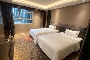 Room - Sunny Holiday Hotel (Shishi)