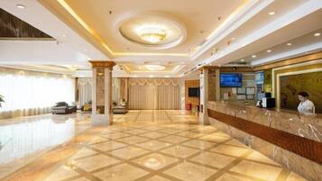 المنشأة من الداخل