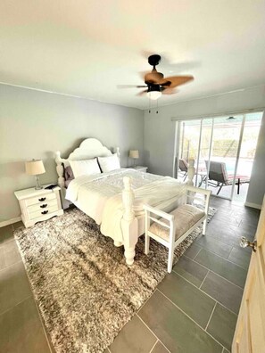 3 bedrooms, desk, WiFi, bed sheets - Beautiful private getaway in Bonita Springs (Bonita Springs)