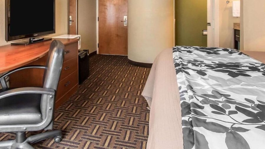 The Douillet by Demeure Hotels