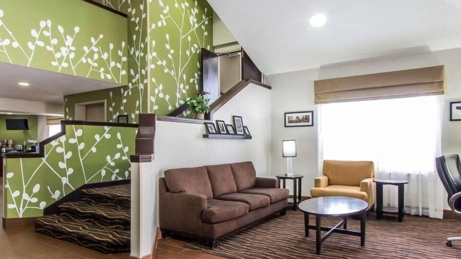 The Douillet by Demeure Hotels