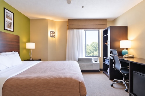 The Douillet by Demeure Hotels
