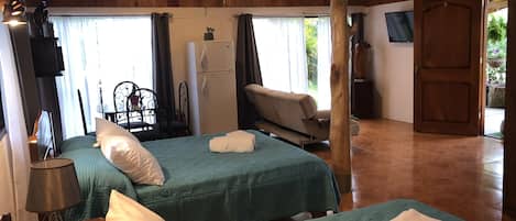 1 habitación, cuna de viaje, wifi gratis y ropa de cama