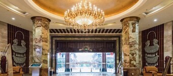 Golden Lusheng International Hotel