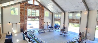 Barndominum, minutes to lake and trails sleeps 14+ Weddings, Events, Retreats