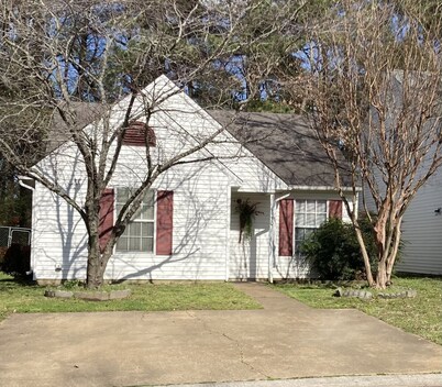 Charming 2 bedroom house