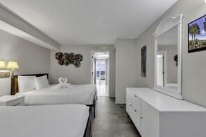 1 chambre, fer et planche à repasser, literie fournie
