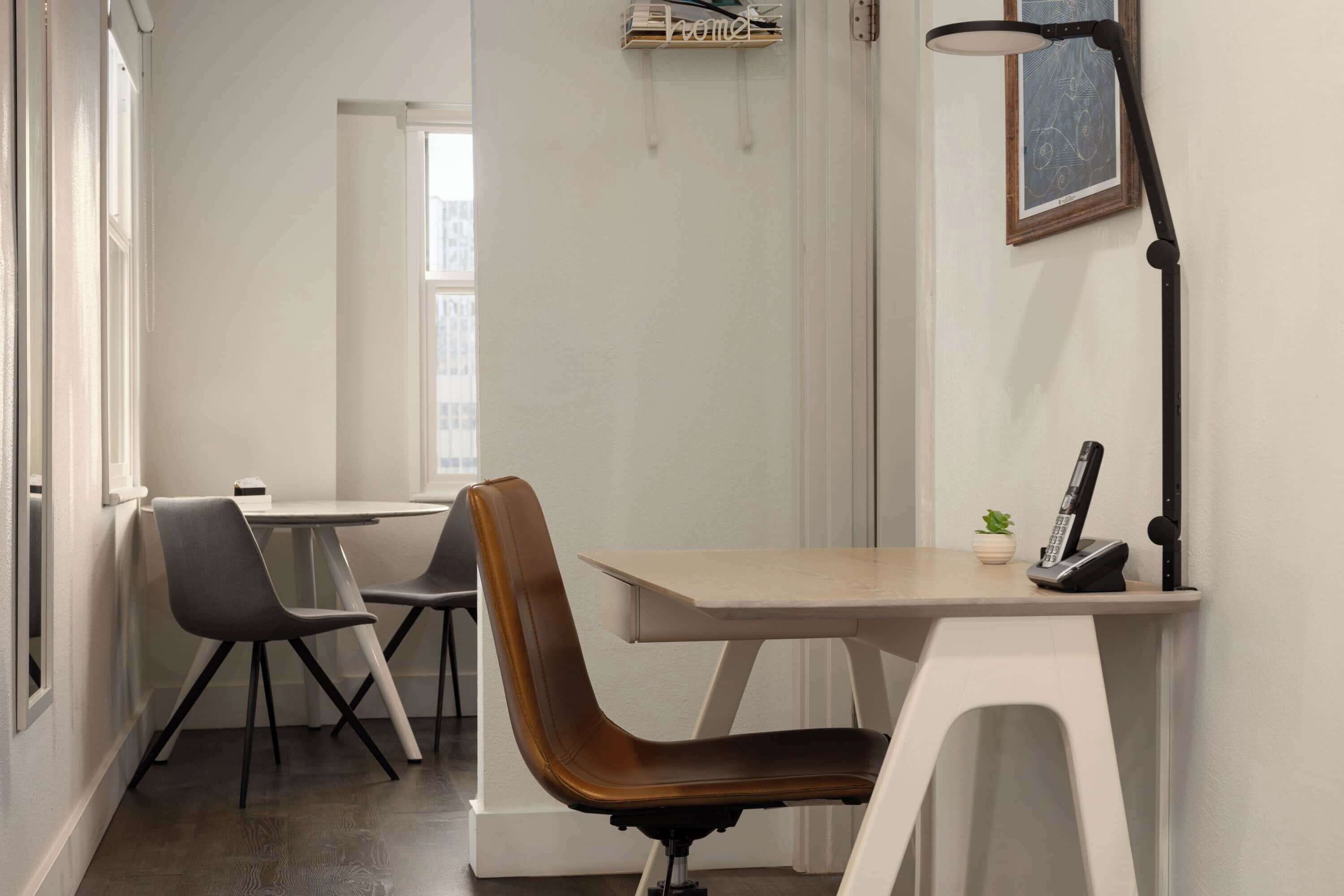 apartment, 1 queen bed, non smoking (studio) | premium bedding, individually decorated, individually furnished, desk