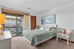 2 عدّة غرف نوم ومكواة/لوح كي وواي فاي مجانًا وملاءات أسرّة