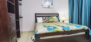 Apartment | 1 bedroom, in-room safe, individually decorated, individually furnished - COCO BEACH CONDO (Sardinal)