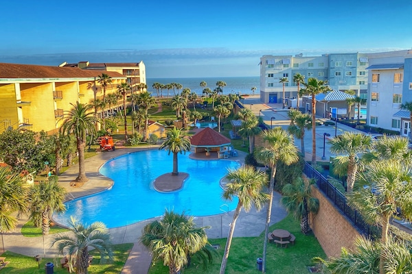 Resort Pool