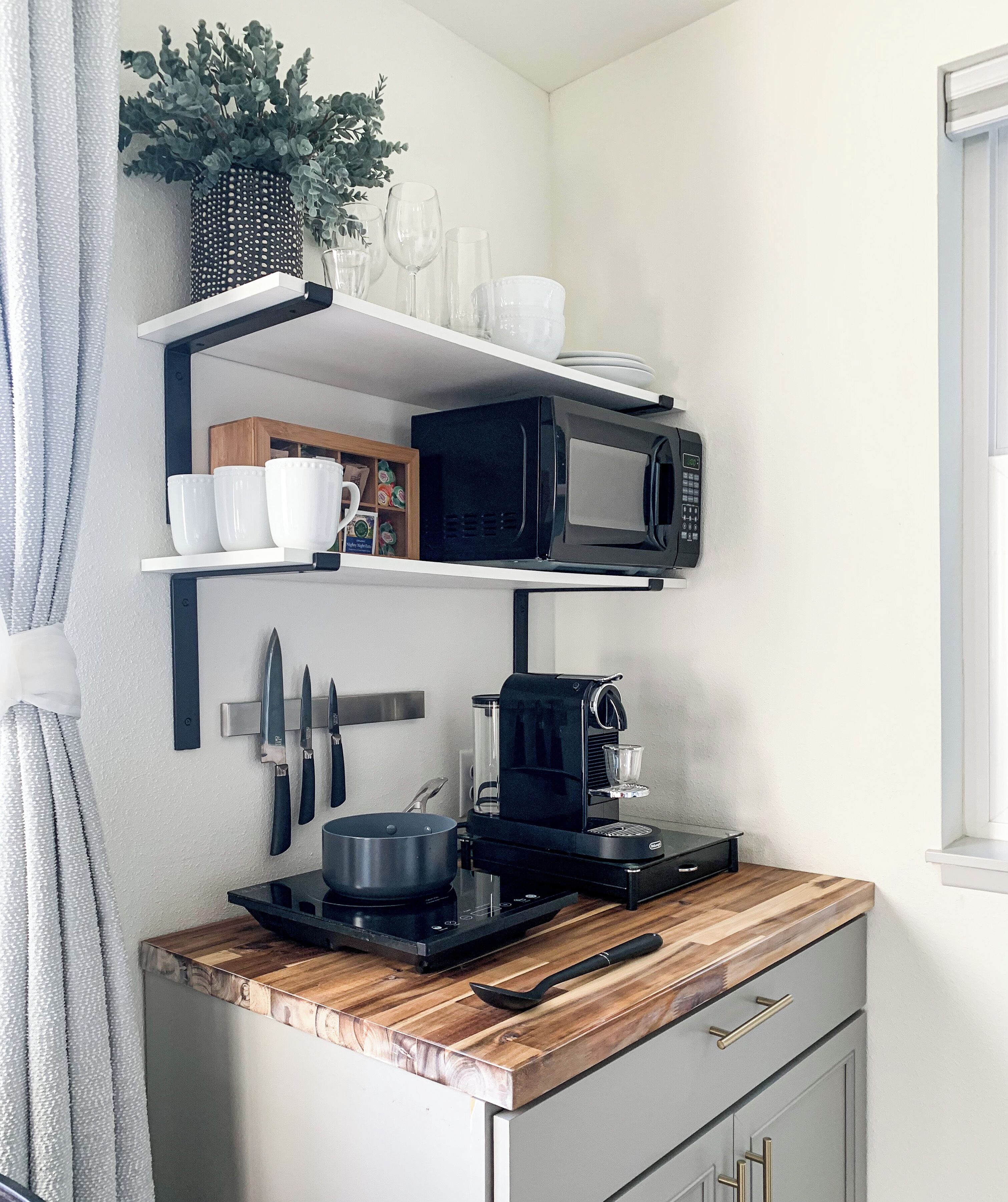 冷蔵庫、電子レンジ、コンロ、食器洗い機