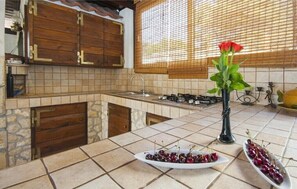Refrigerador, horno, parrilla de estufa y lavavajillas 