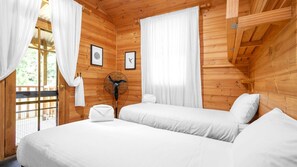 2 bedrooms, WiFi, bed sheets