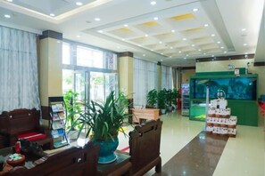 Lobby lounge - Renrenshun Hotel (Haifeng)