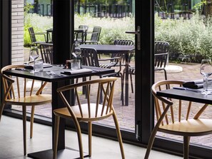 Breakfast, lunch and dinner served - Hotel Valkenburg by Mercure (Valkenburg aan de Geul)