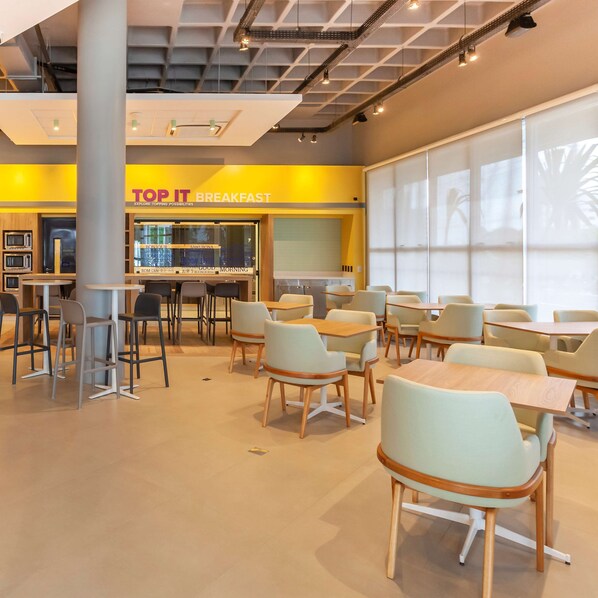 Breakfast area - Tru By Hilton Criciuma (Criciuma)