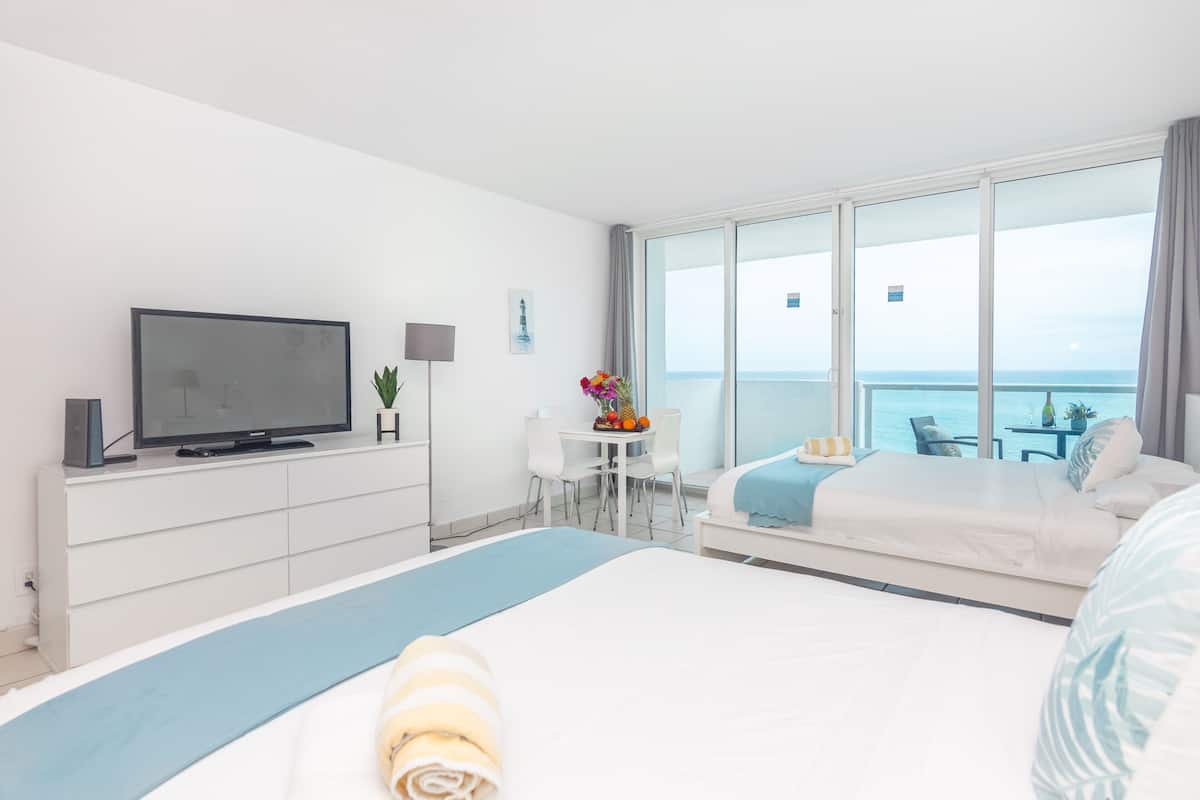 Suíte estúdio superluxo | 1 quarto, ferros/tábuas de passar roupa, berços grátis